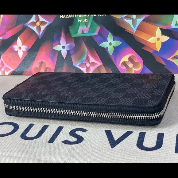 ✨AUTHENTIC✨ Louis Vuitton Zippy Organizer Wallet - Picture 6 of 12